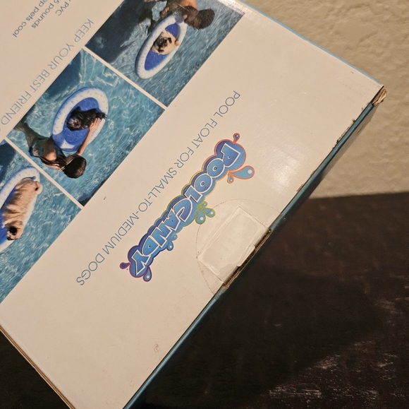 New PoolCandy Inflatable Pet Float - Picture 3 of 4